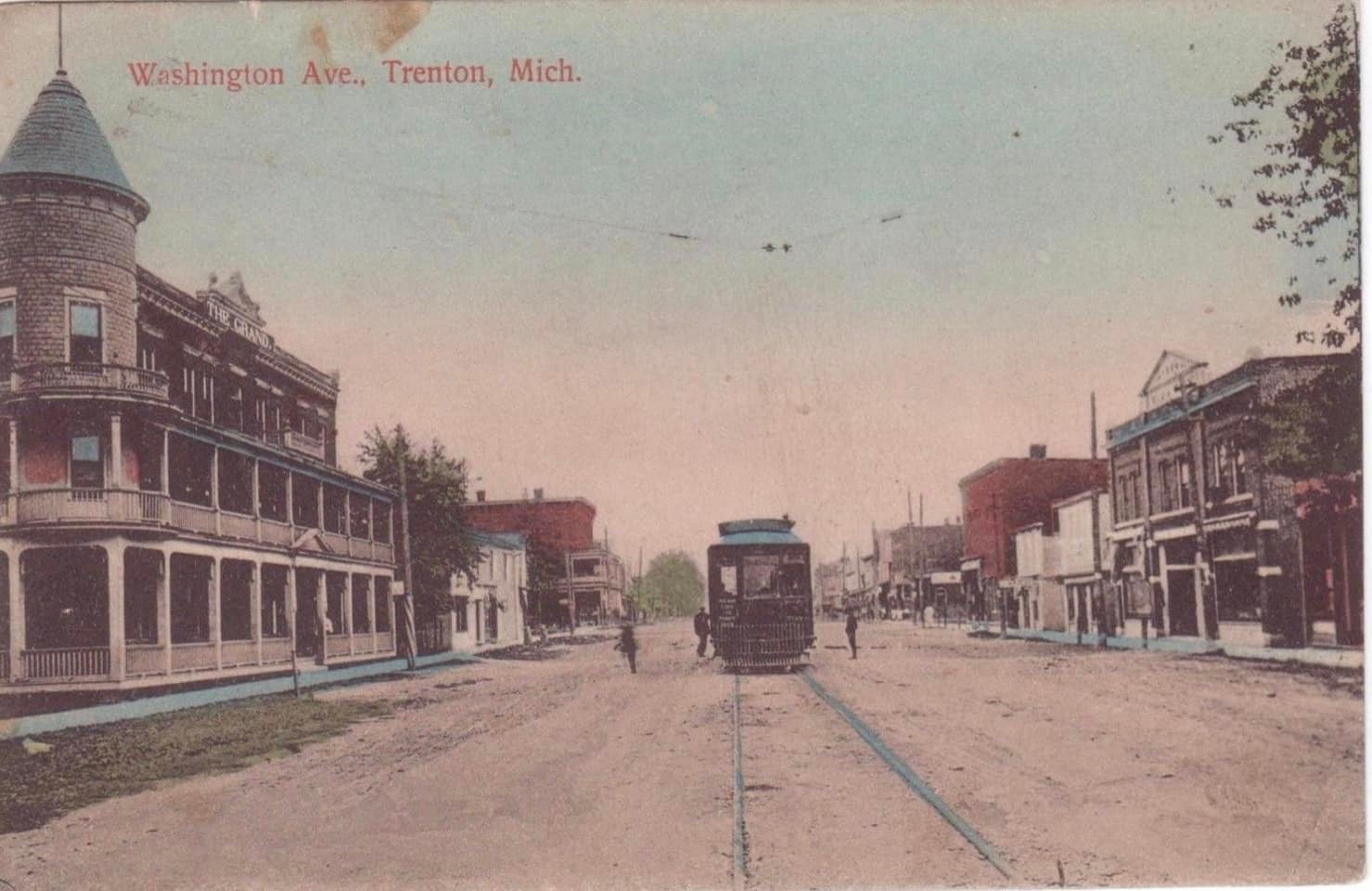 
Trenton interurban car downtown