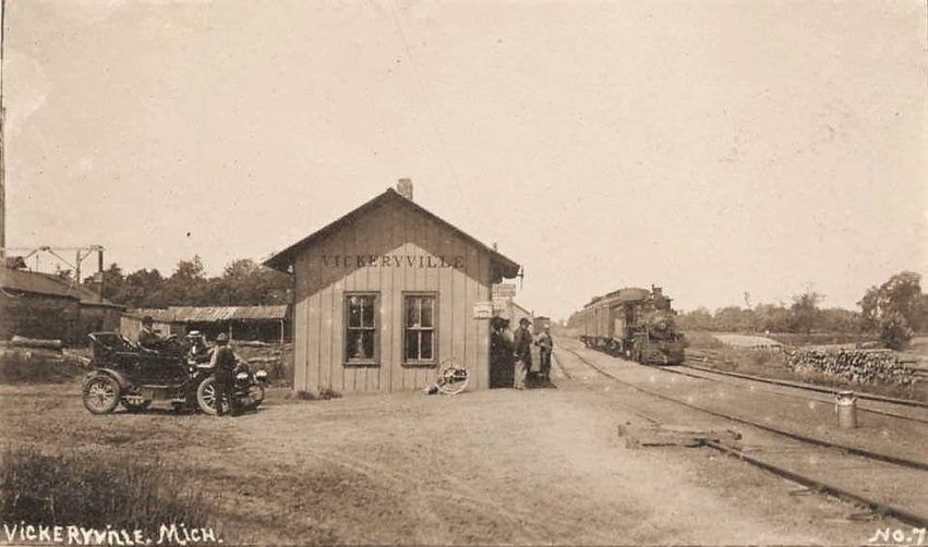 Vickeryville Depot with train