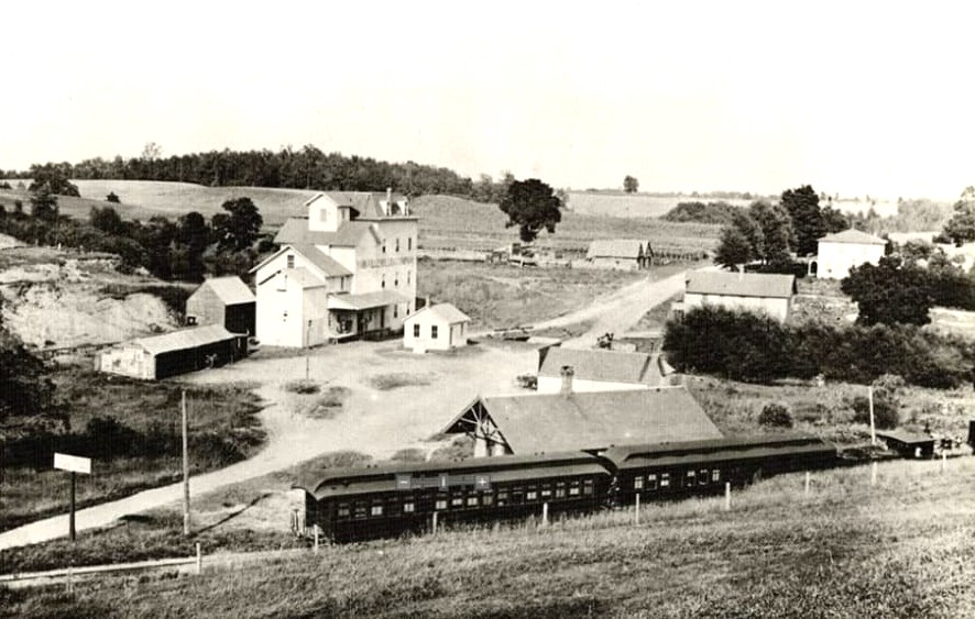 Yorkville depot and train